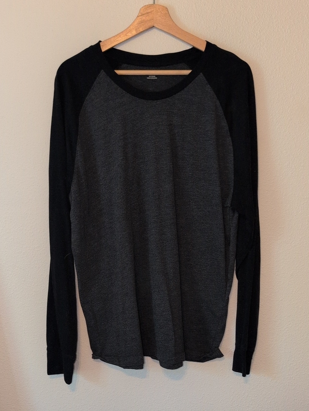 Old Navy Raglan Shirt